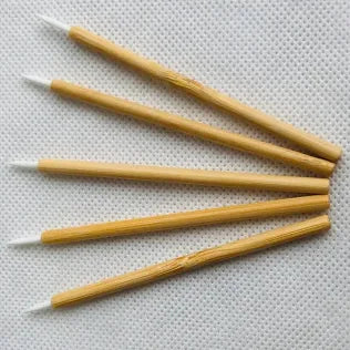 Bamboo eye liner applicator